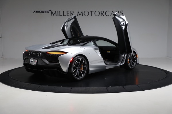 New 2023 McLaren Artura Vision for sale Sold at Bugatti of Greenwich in Greenwich CT 06830 17