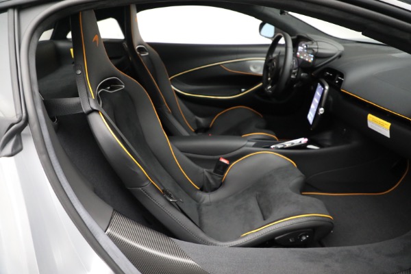 New 2023 McLaren Artura Vision for sale Sold at Bugatti of Greenwich in Greenwich CT 06830 25