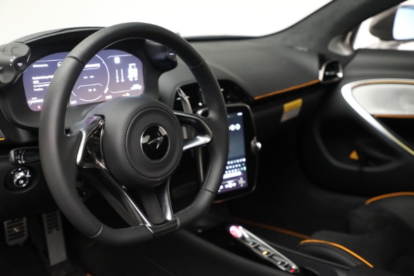 New 2023 McLaren Artura Vision for sale Sold at Bugatti of Greenwich in Greenwich CT 06830 27