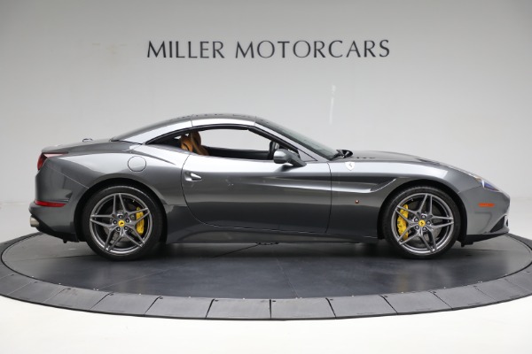 Used 2015 Ferrari California T for sale $142,900 at Bugatti of Greenwich in Greenwich CT 06830 17