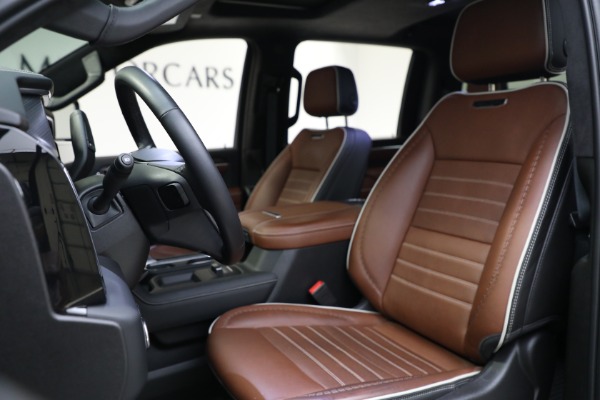 Used 2024 GMC Sierra 2500HD Denali Ultimate for sale Sold at Bugatti of Greenwich in Greenwich CT 06830 13