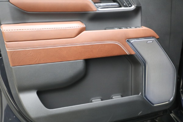 Used 2024 GMC Sierra 2500HD Denali Ultimate for sale Sold at Bugatti of Greenwich in Greenwich CT 06830 14