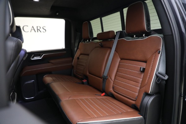 Used 2024 GMC Sierra 2500HD Denali Ultimate for sale Sold at Bugatti of Greenwich in Greenwich CT 06830 17