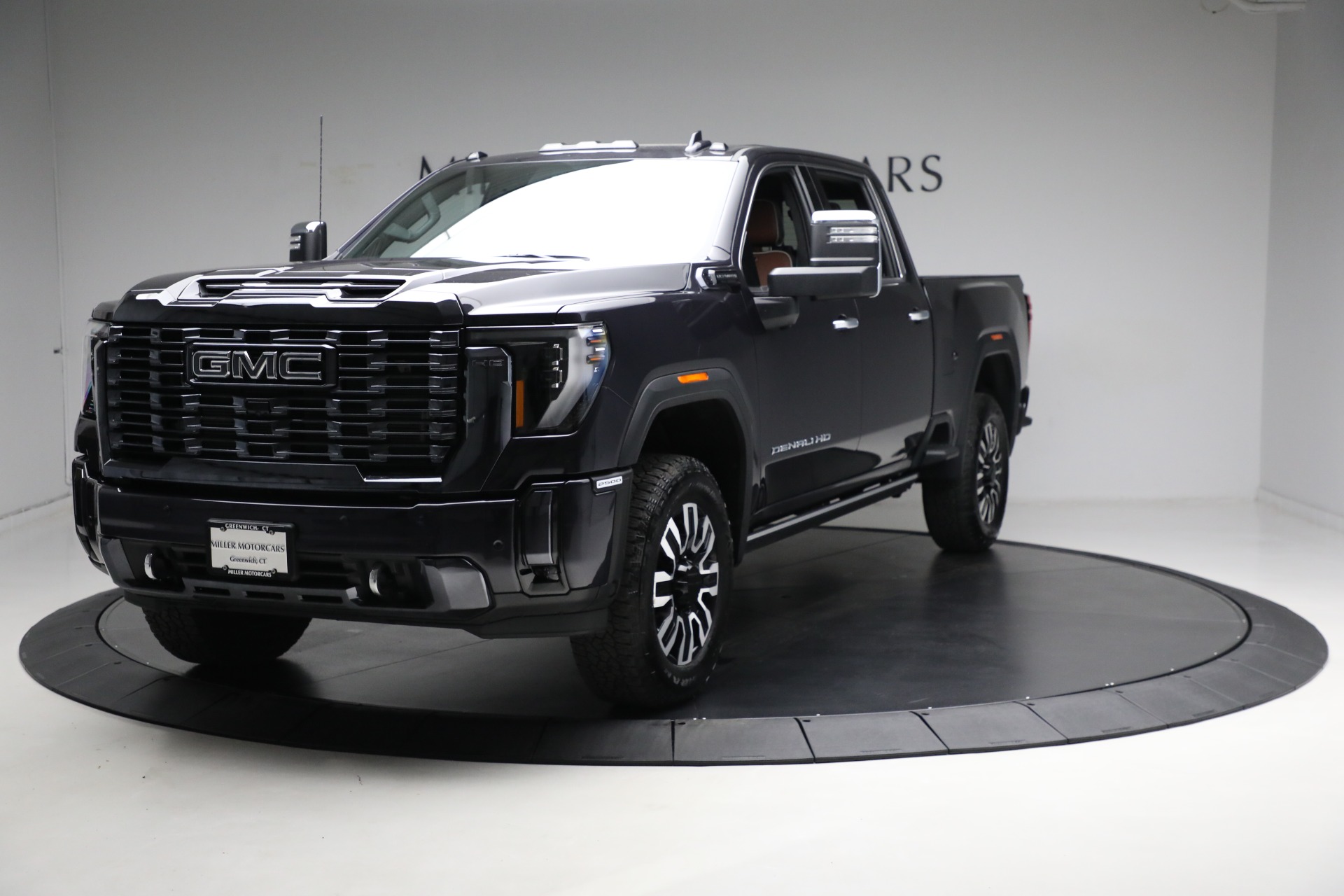 Used 2024 GMC Sierra 2500HD Denali Ultimate for sale Sold at Bugatti of Greenwich in Greenwich CT 06830 1