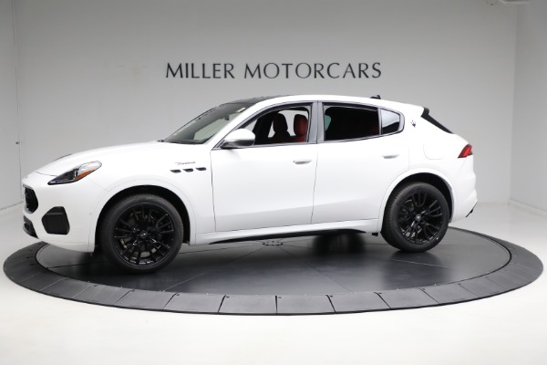 New 2024 Maserati Grecale Modena for sale Sold at Bugatti of Greenwich in Greenwich CT 06830 4
