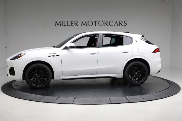 New 2024 Maserati Grecale Modena for sale Sold at Bugatti of Greenwich in Greenwich CT 06830 5