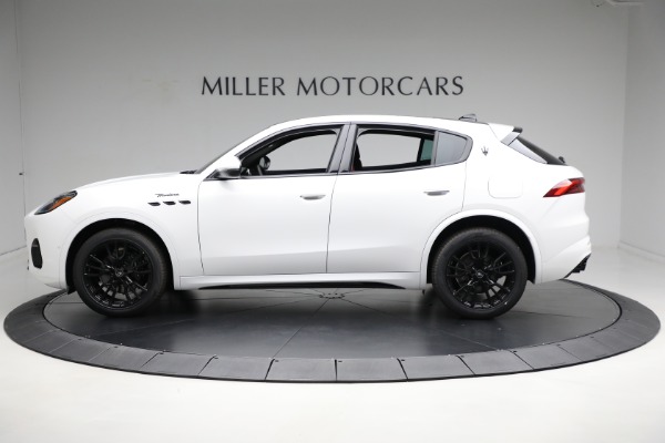 New 2024 Maserati Grecale Modena for sale Sold at Bugatti of Greenwich in Greenwich CT 06830 6