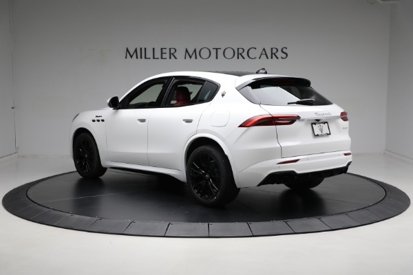 New 2024 Maserati Grecale Modena for sale Sold at Bugatti of Greenwich in Greenwich CT 06830 9