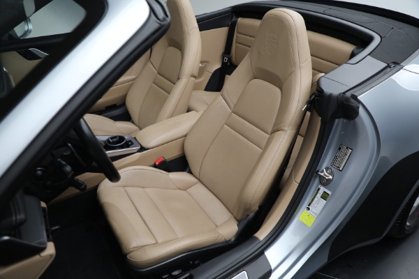 Used 2021 Porsche 911 Carrera S for sale Sold at Bugatti of Greenwich in Greenwich CT 06830 21