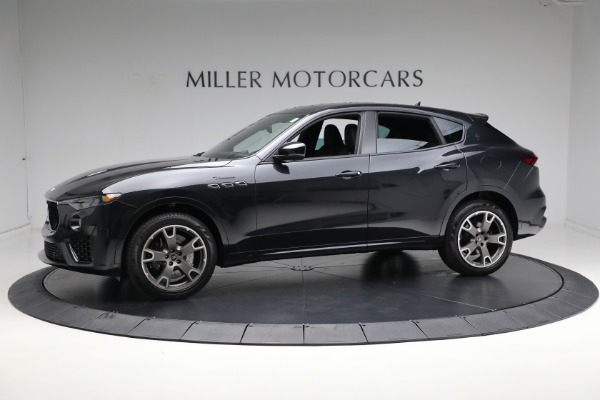 Used 2022 Maserati Levante Modena for sale $69,900 at Bugatti of Greenwich in Greenwich CT 06830 4