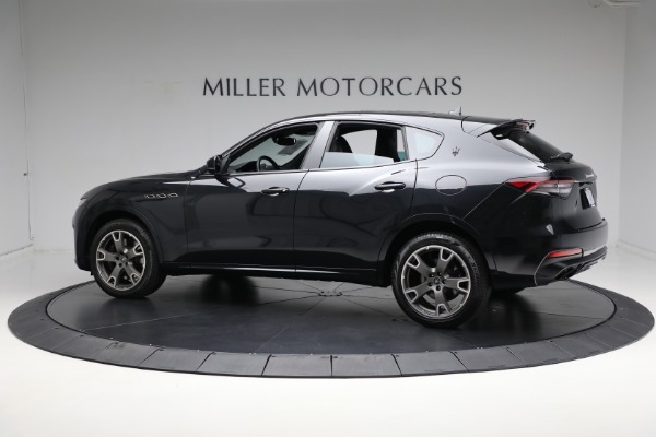 Used 2022 Maserati Levante Modena for sale $69,900 at Bugatti of Greenwich in Greenwich CT 06830 8