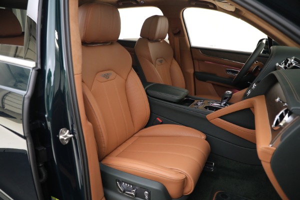 New 2024 Bentley Bentayga V8 for sale Sold at Bugatti of Greenwich in Greenwich CT 06830 27