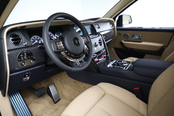 Used 2024 Rolls-Royce Black Badge Cullinan for sale $439,900 at Bugatti of Greenwich in Greenwich CT 06830 28