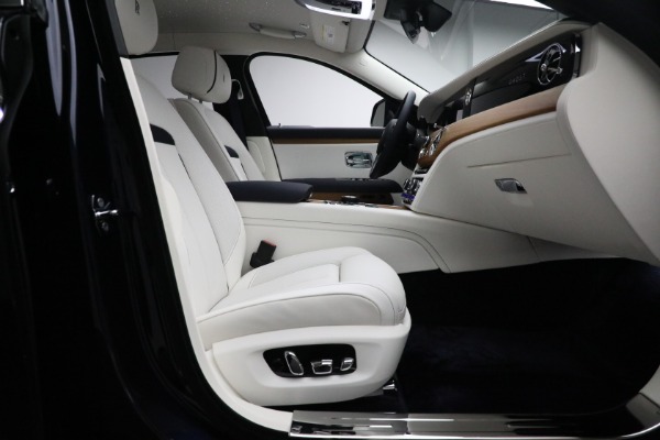 Used 2022 Rolls-Royce Ghost for sale Sold at Bugatti of Greenwich in Greenwich CT 06830 24