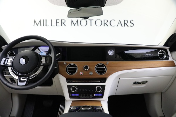 Used 2022 Rolls-Royce Ghost for sale Sold at Bugatti of Greenwich in Greenwich CT 06830 4