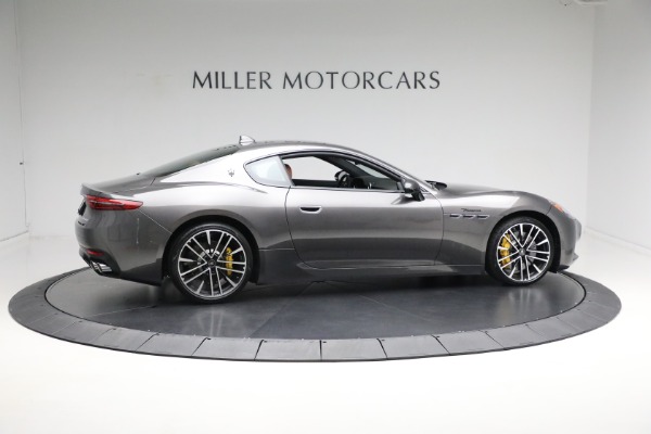 Used 2024 Maserati GranTurismo Modena for sale $104,900 at Bugatti of Greenwich in Greenwich CT 06830 13