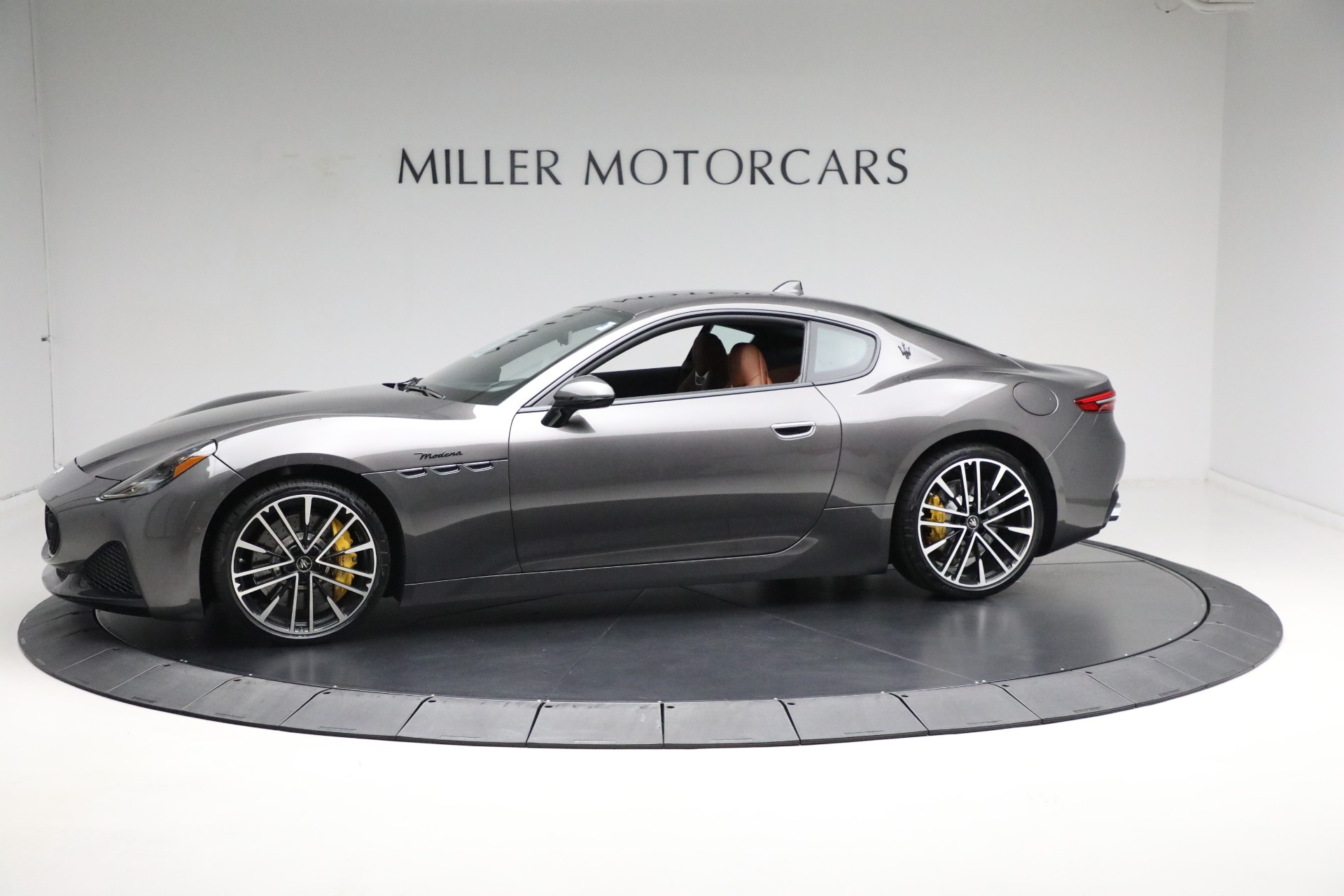 Used 2024 Maserati GranTurismo Modena for sale $104,900 at Bugatti of Greenwich in Greenwich CT 06830 1