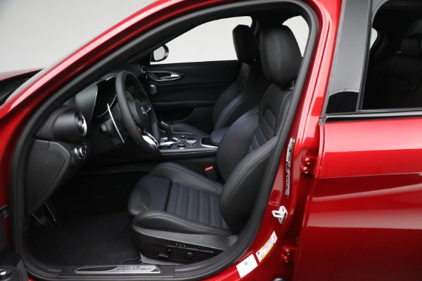 New 2024 Alfa Romeo Giulia Quadrifoglio for sale Sold at Bugatti of Greenwich in Greenwich CT 06830 20