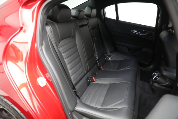 New 2024 Alfa Romeo Giulia Quadrifoglio for sale Sold at Bugatti of Greenwich in Greenwich CT 06830 26