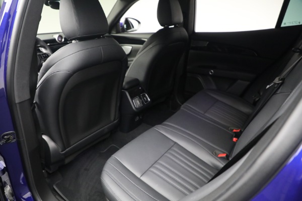 New 2024 Maserati Grecale GT for sale Sold at Bugatti of Greenwich in Greenwich CT 06830 18