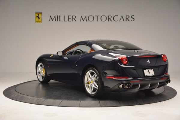 Used 2015 Ferrari California T for sale Sold at Bugatti of Greenwich in Greenwich CT 06830 17