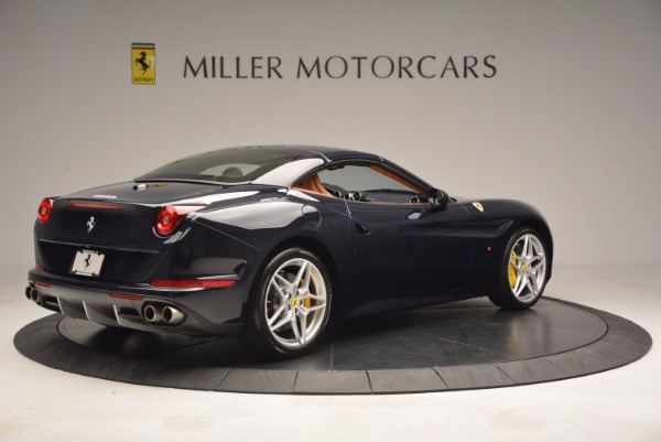 Used 2015 Ferrari California T for sale Sold at Bugatti of Greenwich in Greenwich CT 06830 20