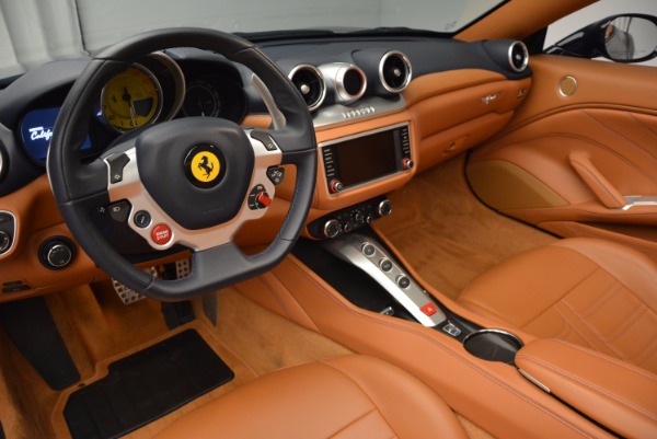 Used 2015 Ferrari California T for sale Sold at Bugatti of Greenwich in Greenwich CT 06830 25