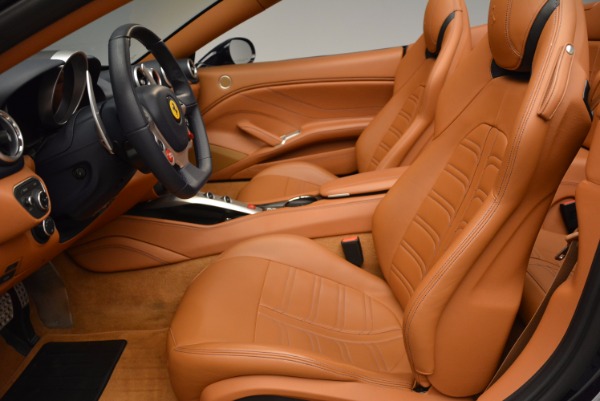 Used 2015 Ferrari California T for sale Sold at Bugatti of Greenwich in Greenwich CT 06830 26