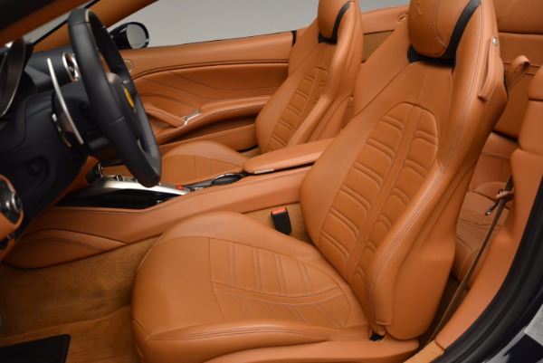 Used 2015 Ferrari California T for sale Sold at Bugatti of Greenwich in Greenwich CT 06830 27