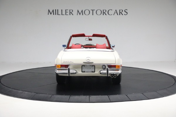 Used 1970 Mercedes-Benz 280 SL for sale Sold at Bugatti of Greenwich in Greenwich CT 06830 13