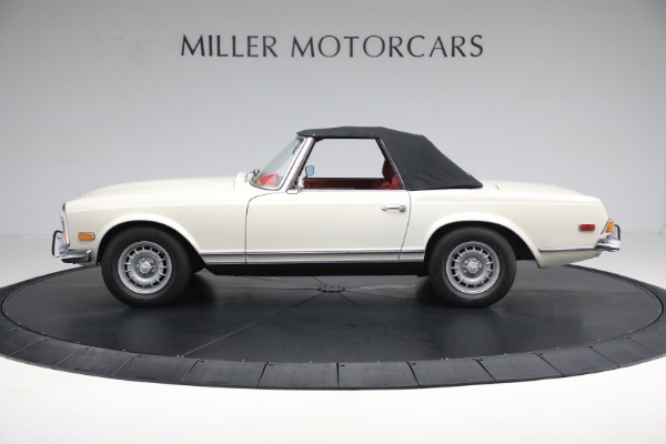 Used 1970 Mercedes-Benz 280 SL for sale Sold at Bugatti of Greenwich in Greenwich CT 06830 15