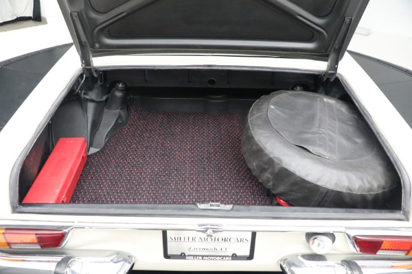 Used 1970 Mercedes-Benz 280 SL for sale Sold at Bugatti of Greenwich in Greenwich CT 06830 27
