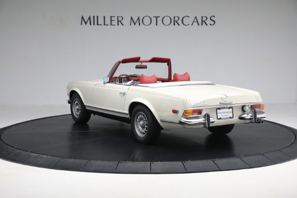 Used 1970 Mercedes-Benz 280 SL for sale Sold at Bugatti of Greenwich in Greenwich CT 06830 7