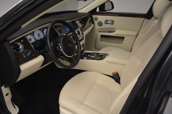 Used 2013 Rolls-Royce Ghost for sale Sold at Bugatti of Greenwich in Greenwich CT 06830 25