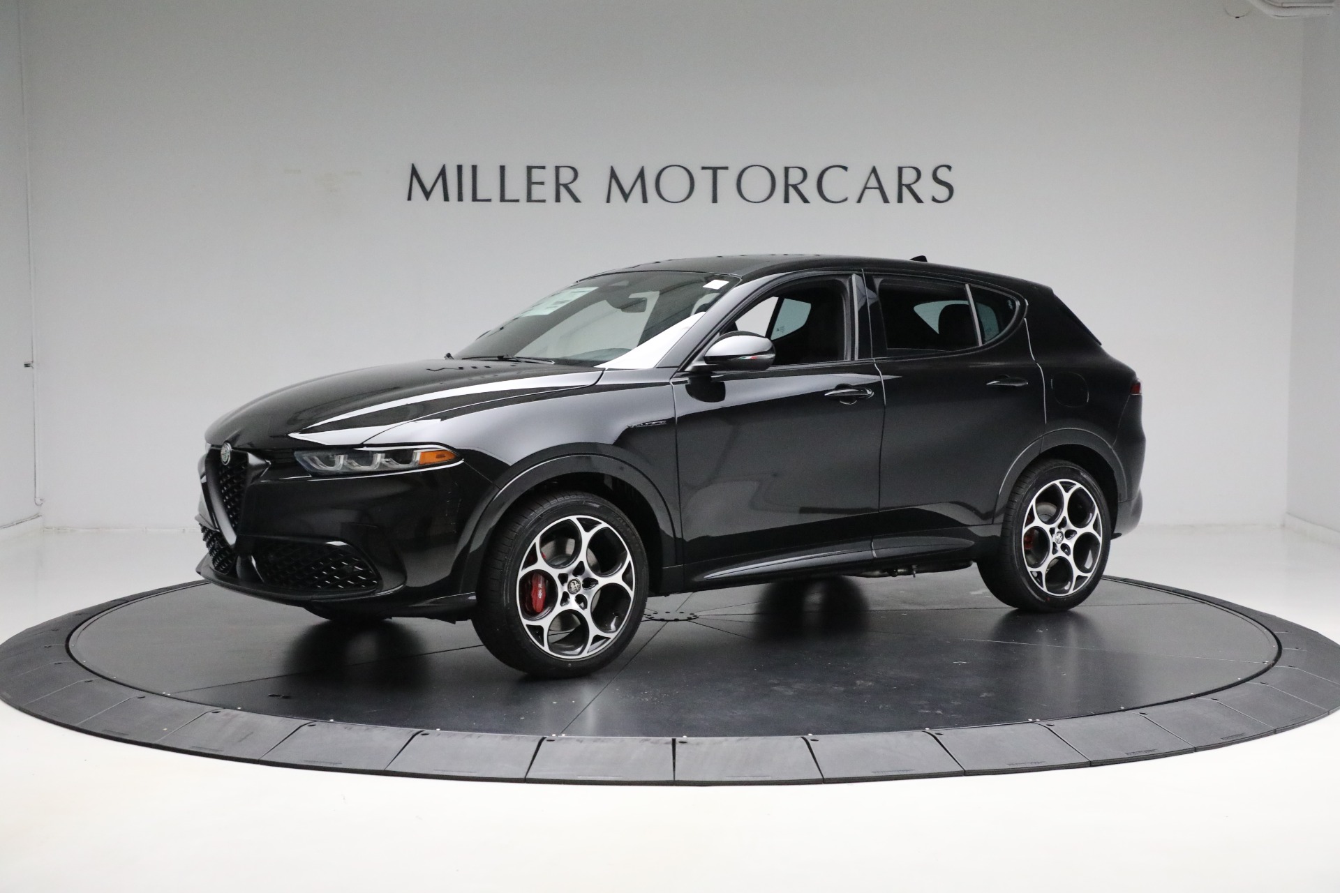 New 2024 Alfa Romeo Tonale Veloce for sale Sold at Bugatti of Greenwich in Greenwich CT 06830 1