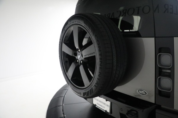 Used 2022 Land Rover Defender 110 X for sale Sold at Bugatti of Greenwich in Greenwich CT 06830 16