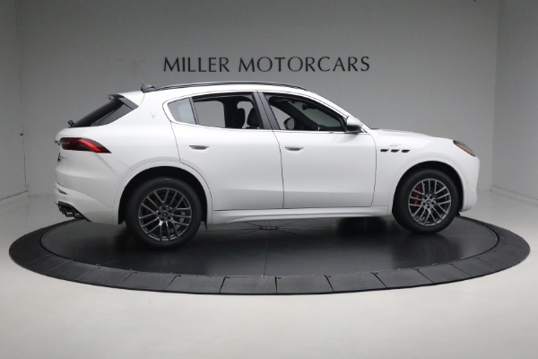 New 2024 Maserati Grecale GT for sale Sold at Bugatti of Greenwich in Greenwich CT 06830 17