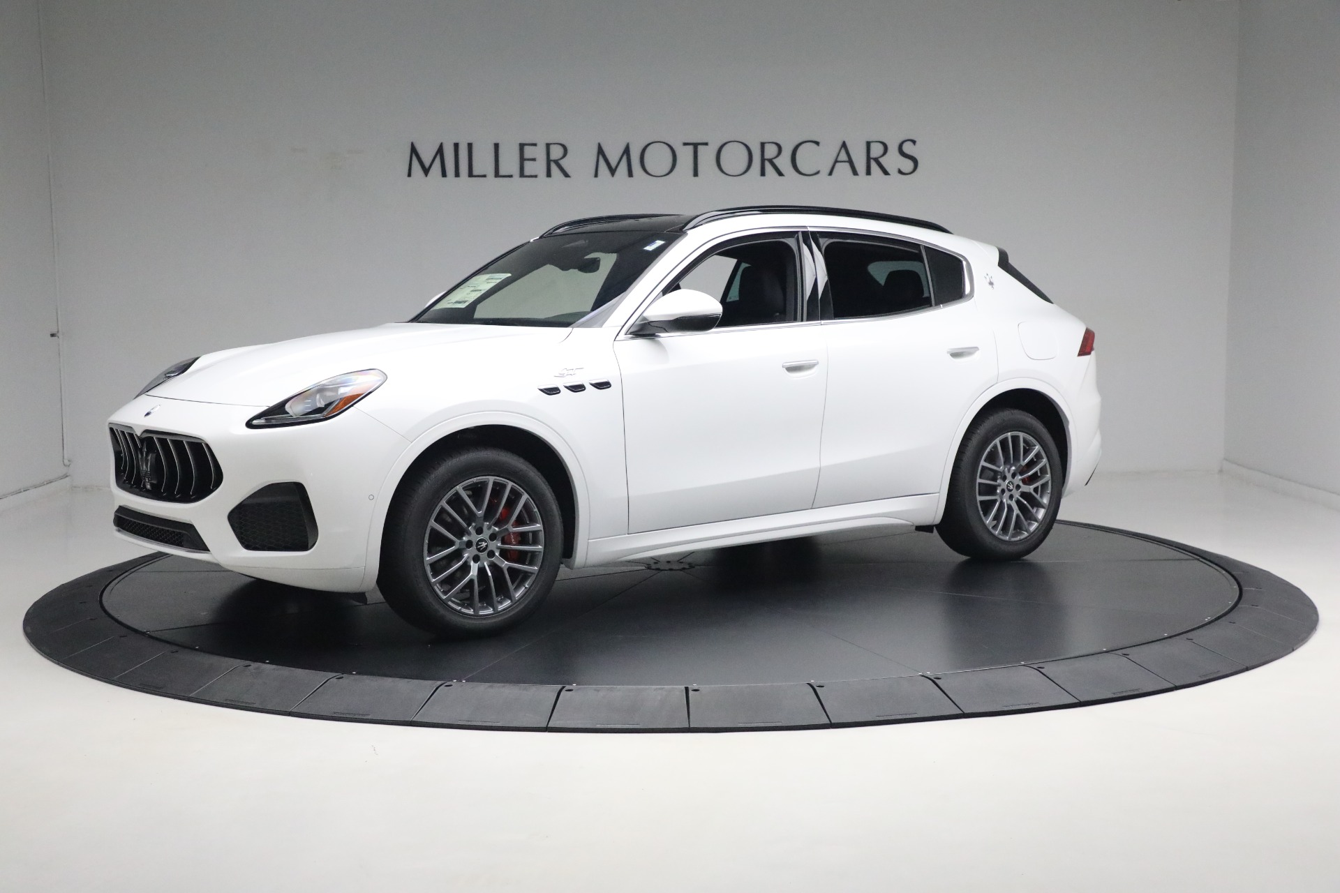 New 2024 Maserati Grecale GT for sale Sold at Bugatti of Greenwich in Greenwich CT 06830 1