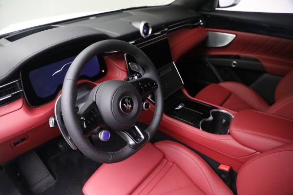 New 2024 Maserati Grecale Modena for sale Sold at Bugatti of Greenwich in Greenwich CT 06830 27