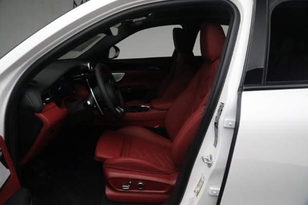 New 2024 Maserati Grecale Modena for sale Sold at Bugatti of Greenwich in Greenwich CT 06830 28