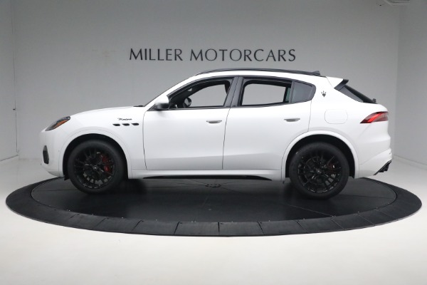 New 2024 Maserati Grecale Modena for sale Sold at Bugatti of Greenwich in Greenwich CT 06830 8