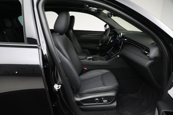 New 2024 Maserati Grecale GT for sale Sold at Bugatti of Greenwich in Greenwich CT 06830 28