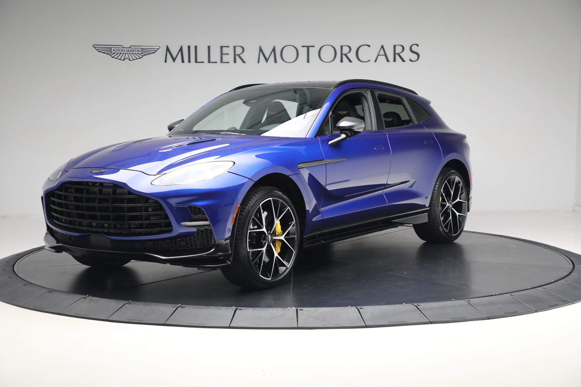 New 2025 Aston Martin DBX707 707 for sale $329,700 at Bugatti of Greenwich in Greenwich CT 06830 1