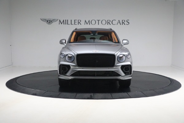 Used 2023 Bentley Bentayga Azure Hybrid for sale $159,900 at Bugatti of Greenwich in Greenwich CT 06830 15