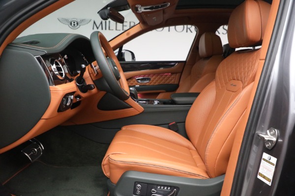 Used 2023 Bentley Bentayga Azure Hybrid for sale $159,900 at Bugatti of Greenwich in Greenwich CT 06830 24
