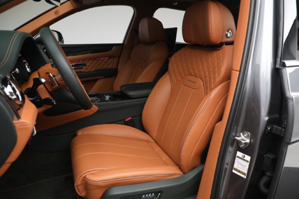 Used 2023 Bentley Bentayga Azure Hybrid for sale $159,900 at Bugatti of Greenwich in Greenwich CT 06830 25