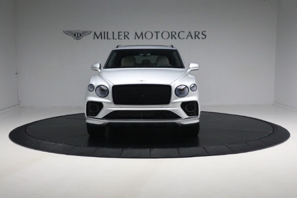 Used 2023 Bentley Bentayga Azure Hybrid for sale Sold at Bugatti of Greenwich in Greenwich CT 06830 12