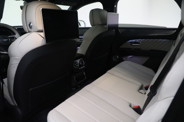 Used 2023 Bentley Bentayga Azure Hybrid for sale Sold at Bugatti of Greenwich in Greenwich CT 06830 19