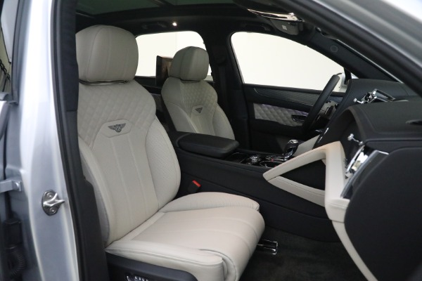 Used 2023 Bentley Bentayga Azure Hybrid for sale Sold at Bugatti of Greenwich in Greenwich CT 06830 25