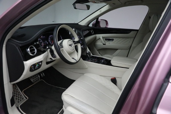 Used 2019 Bentley Bentayga V8 for sale Sold at Bugatti of Greenwich in Greenwich CT 06830 20